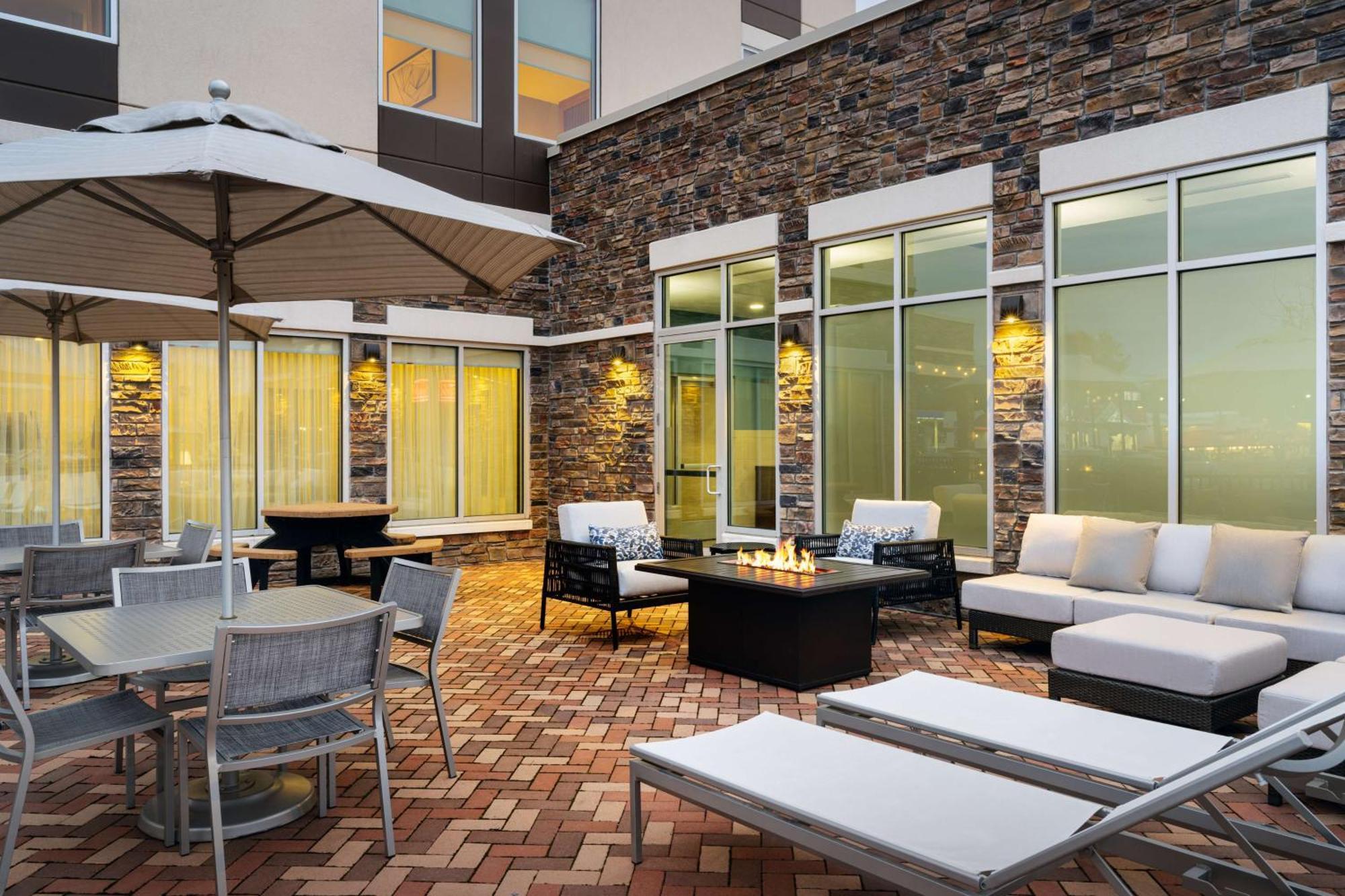 Hyatt Place Canton Lake Cable Extérieur photo